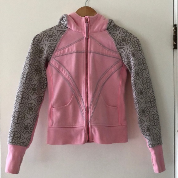 Size 10 (girls) Ivivva Hoodie - Picture 1 of 6